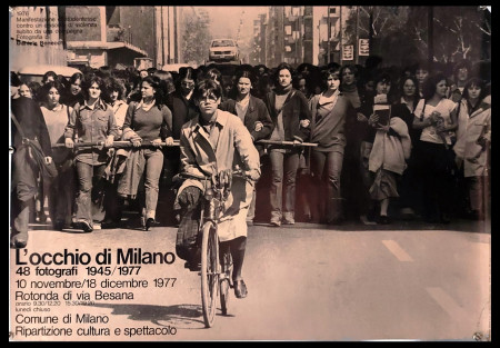 1977 * Cartel Original "L'Occhio di Milano, Manifestazione Studentesse" Italia (B-)